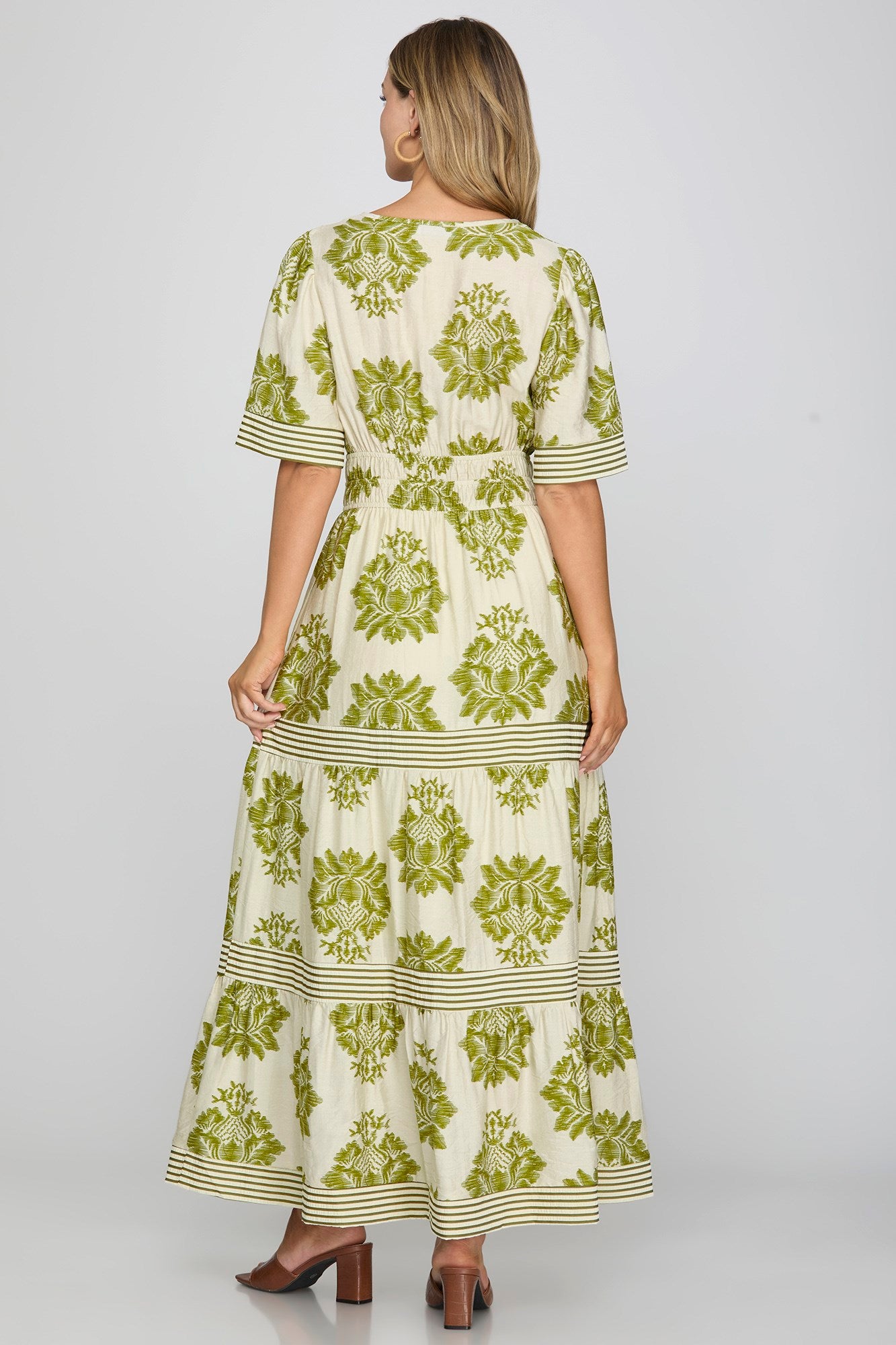 Green Woven Print Tiered Maxi Dress