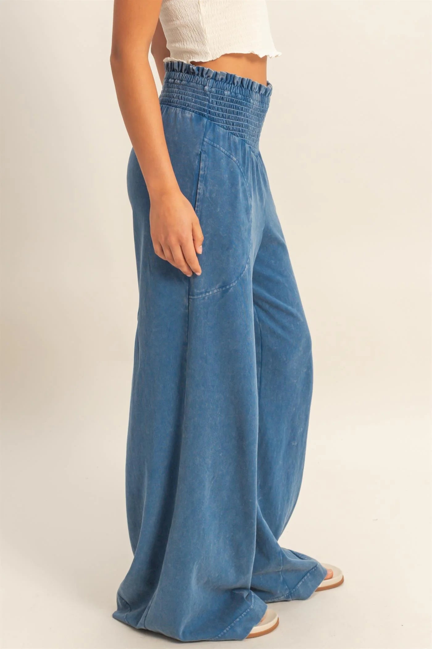 Washed Indigo Wide-Leg Lounge Pants – Denim Look, Ultimate Comfort