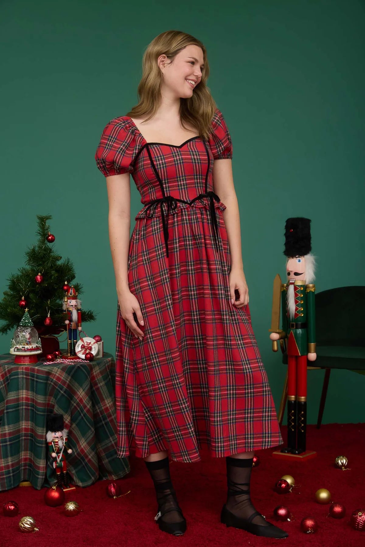 Holiday Plaid Puff Sleeve Velvet Trim Midi Dress