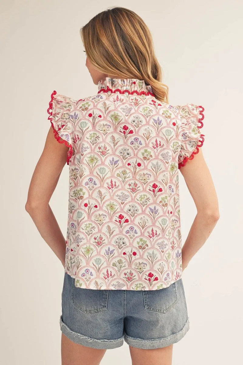 Vintage Garden Charm Top 🌸