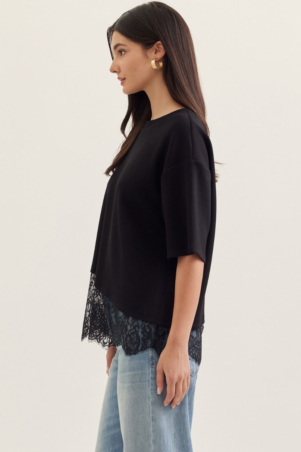 Delicate Edge Knit Top